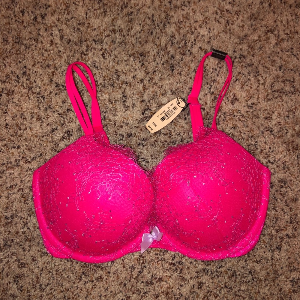 Pink Victoria’s Secret bra